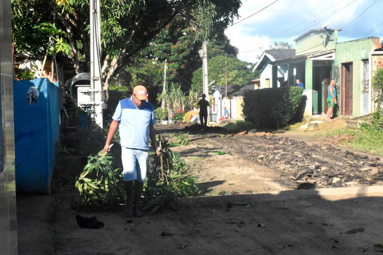 Camacã: Moradores do Jardim Cruzeiro (Posto Mangueira) comemoram a chegada do calçamento